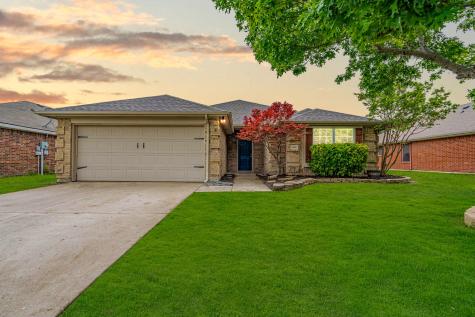 2901 Mockingbird Street Royse City TX 75189