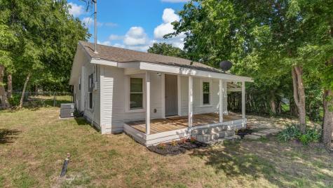 1220 N Rusk Street Weatherford TX 76086