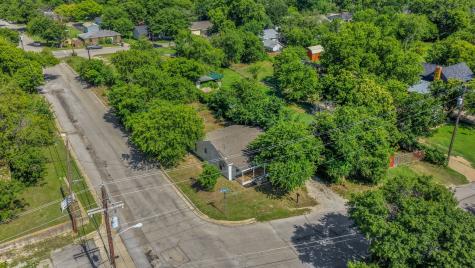 1220 N Rusk Street Weatherford TX 76086