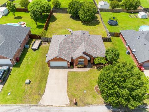 402 Sunshine Trail Bells TX 75414
