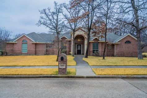 401 Schooner Drive Azle TX 76020
