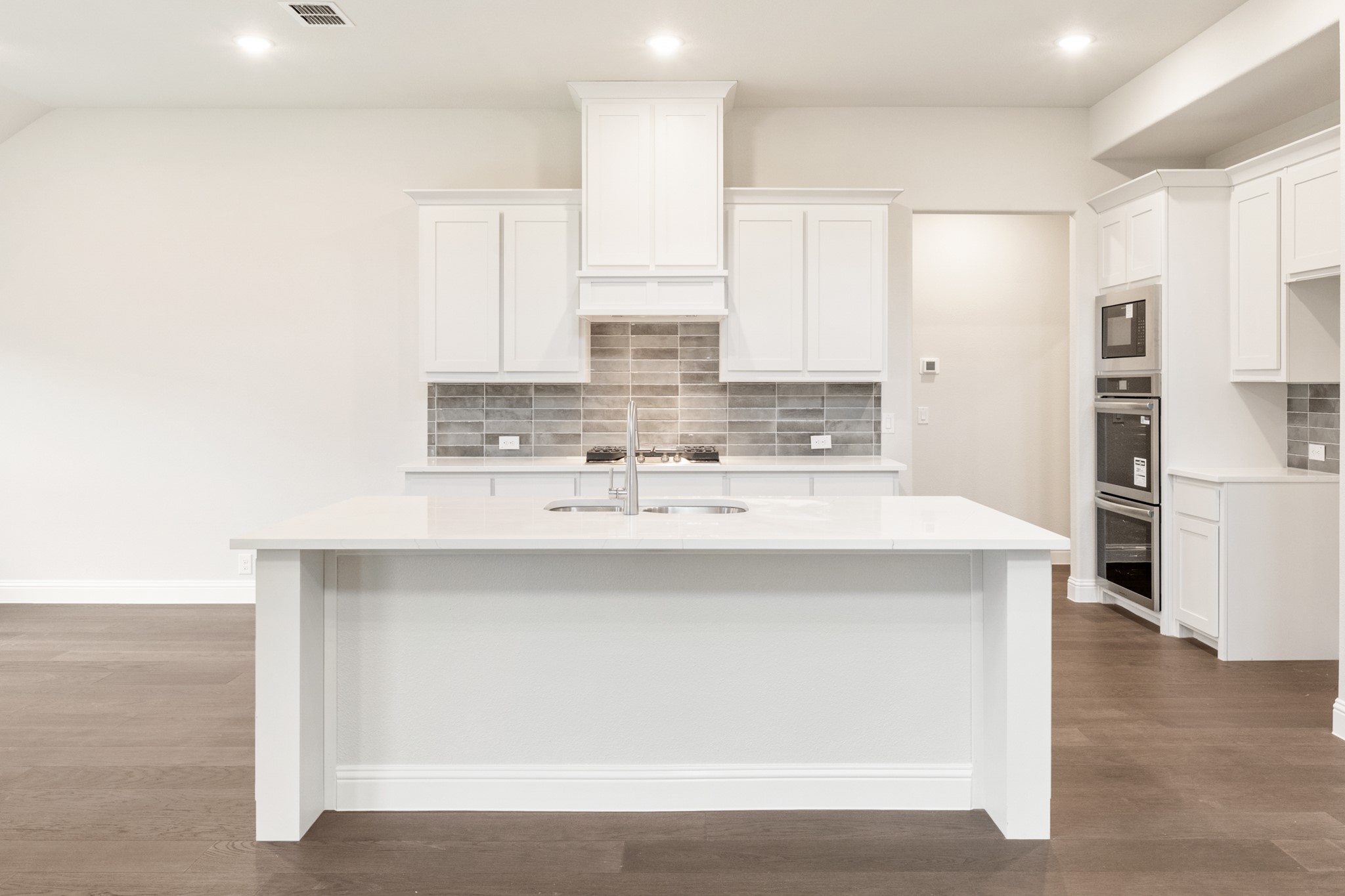 933 Ford Drive Desoto TX 75115