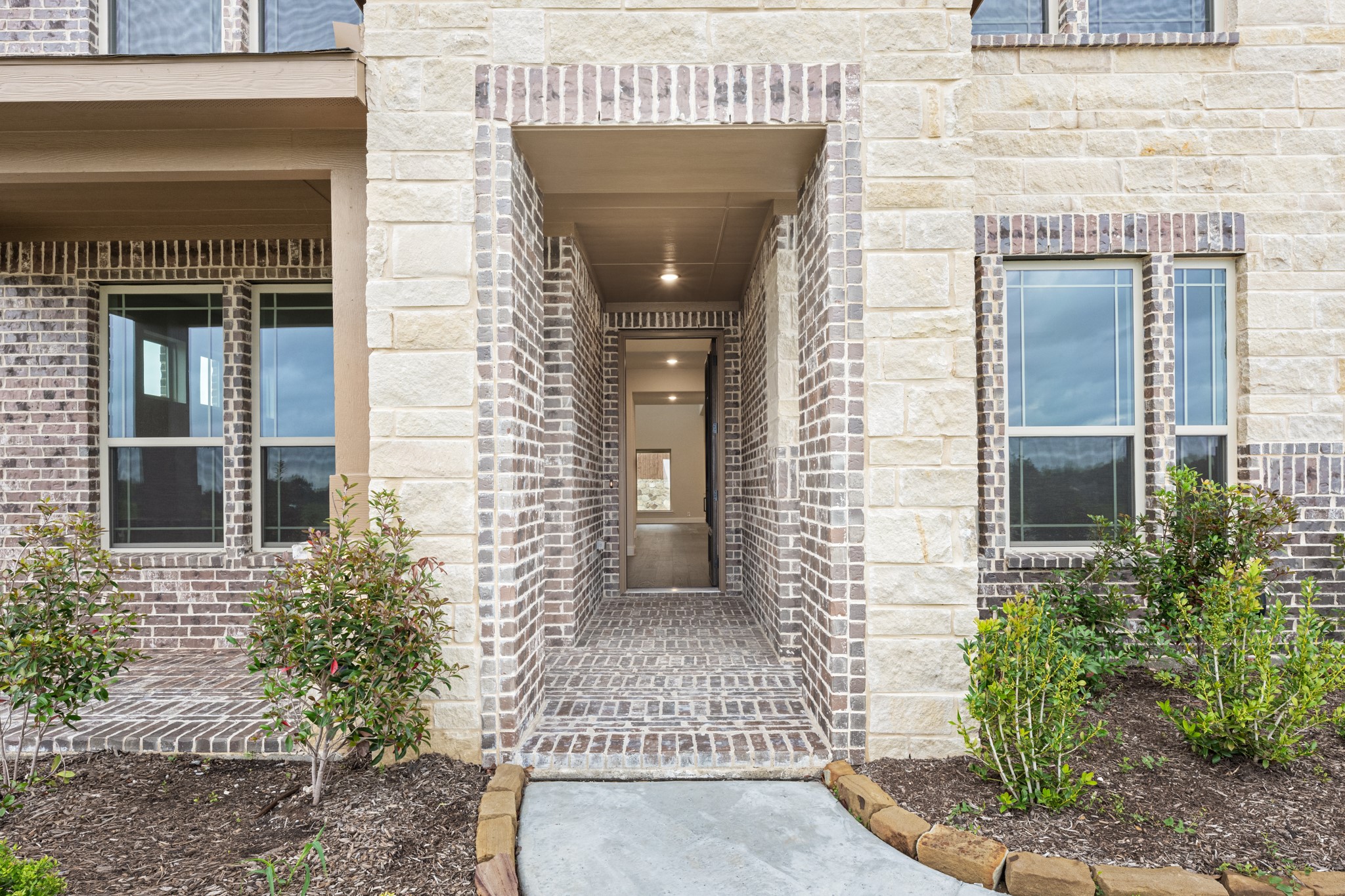 933 Ford Drive Desoto TX 75115