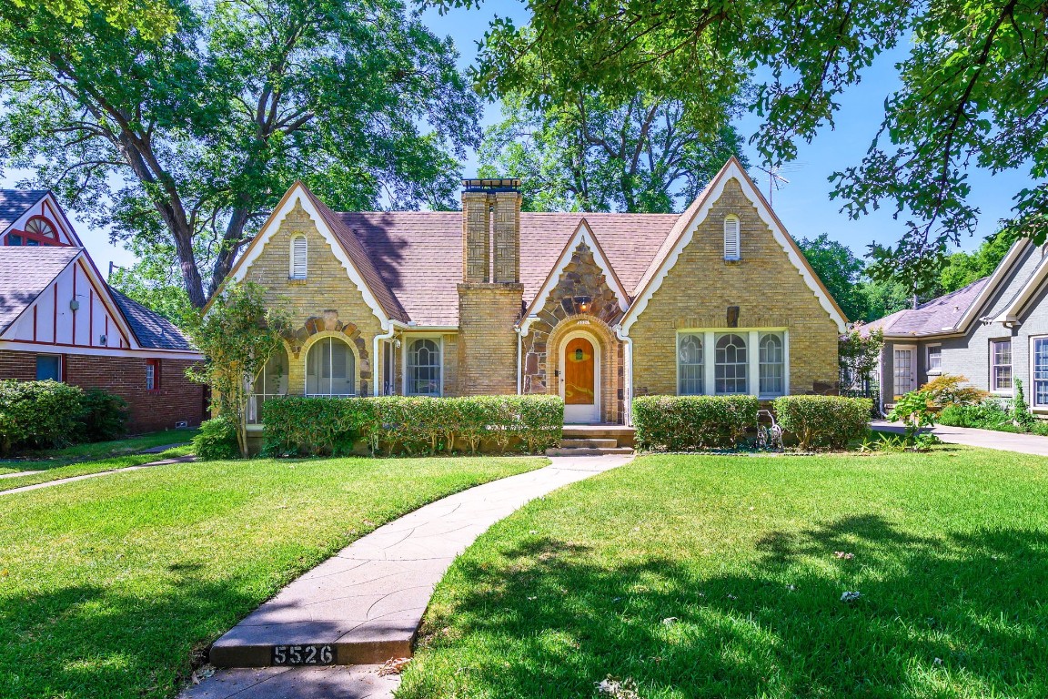 5526 Mercedes Avenue Dallas TX 75206
