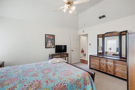 5916 Hillglen Drive Watauga TX 76148
