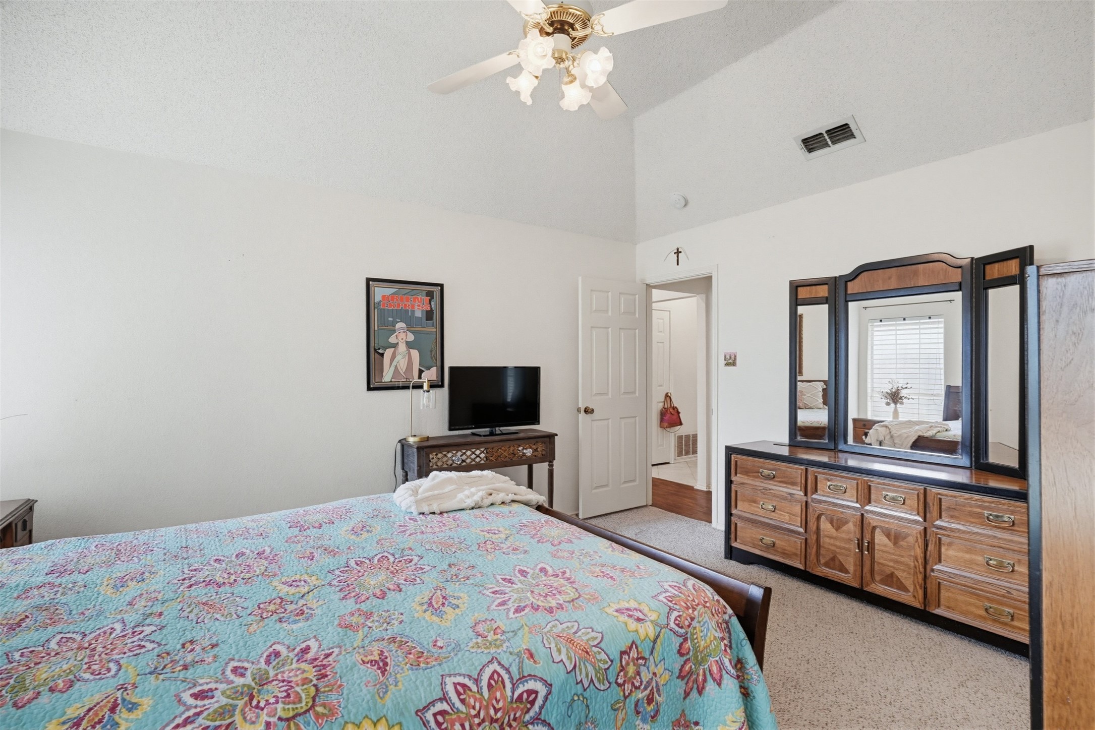 5916 Hillglen Drive Watauga TX 76148
