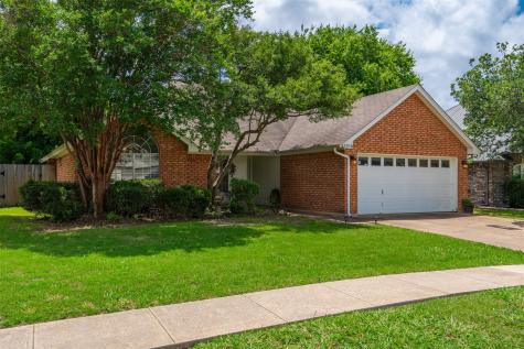 5916 Hillglen Drive Watauga TX 76148