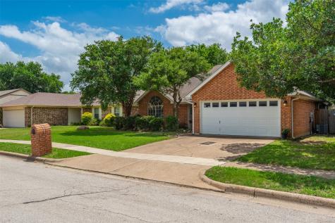 5916 Hillglen Drive Watauga TX 76148
