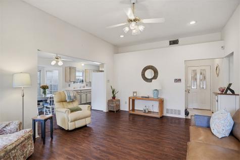5916 Hillglen Drive Watauga TX 76148