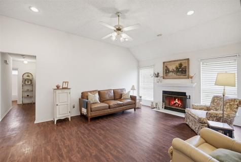 5916 Hillglen Drive Watauga TX 76148