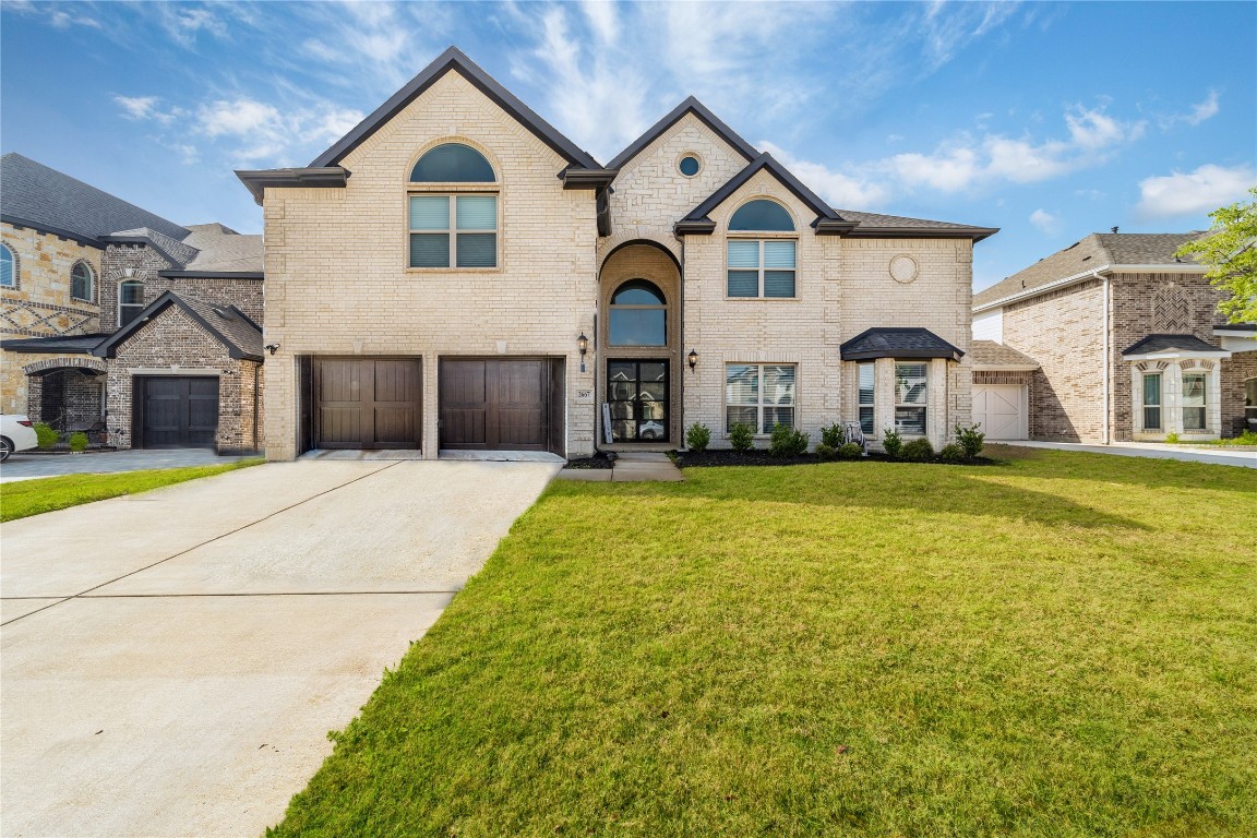 2667 La Jolla Boulevard Grand Prairie TX 75054