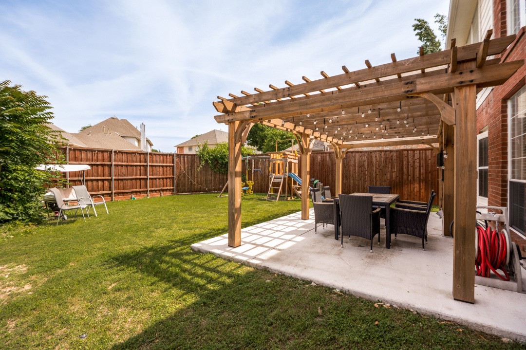 7531 Maribeth Drive Dallas TX 75252