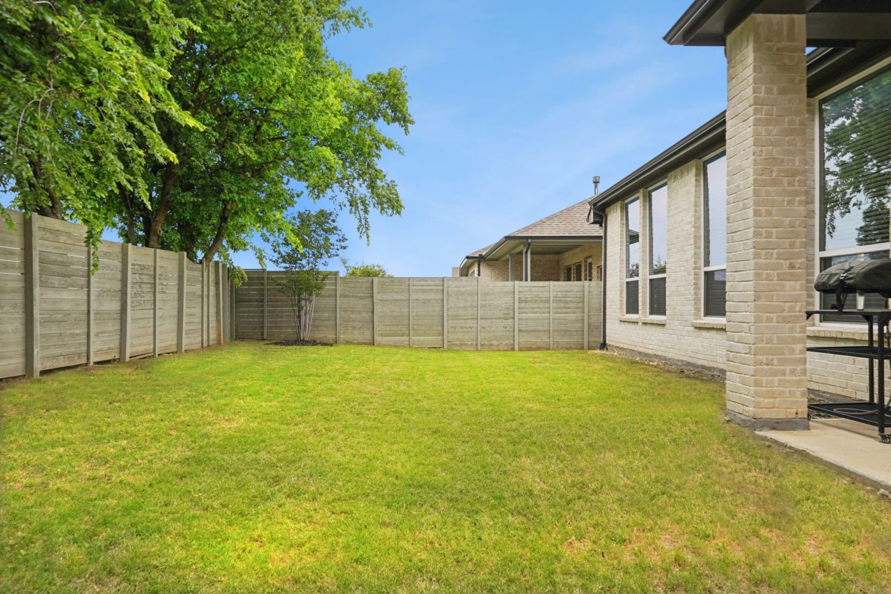1314 20th Street Northlake TX 76226
