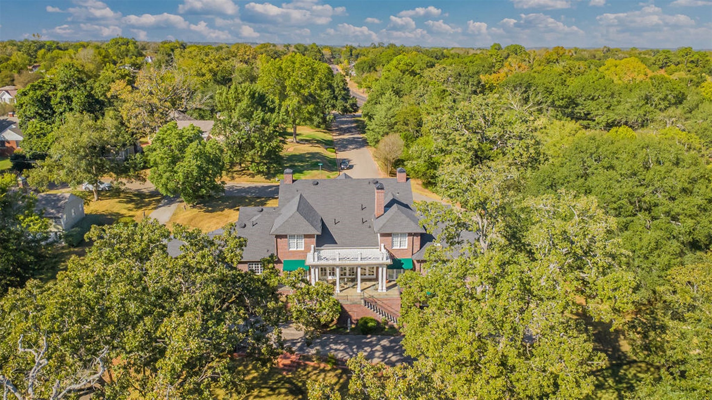 408 E Jolly Street Palestine TX 75801