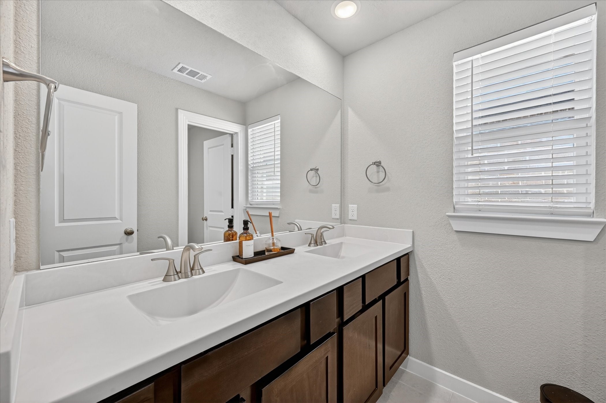 1850 Eagle Landing Van Alstyne TX 75495