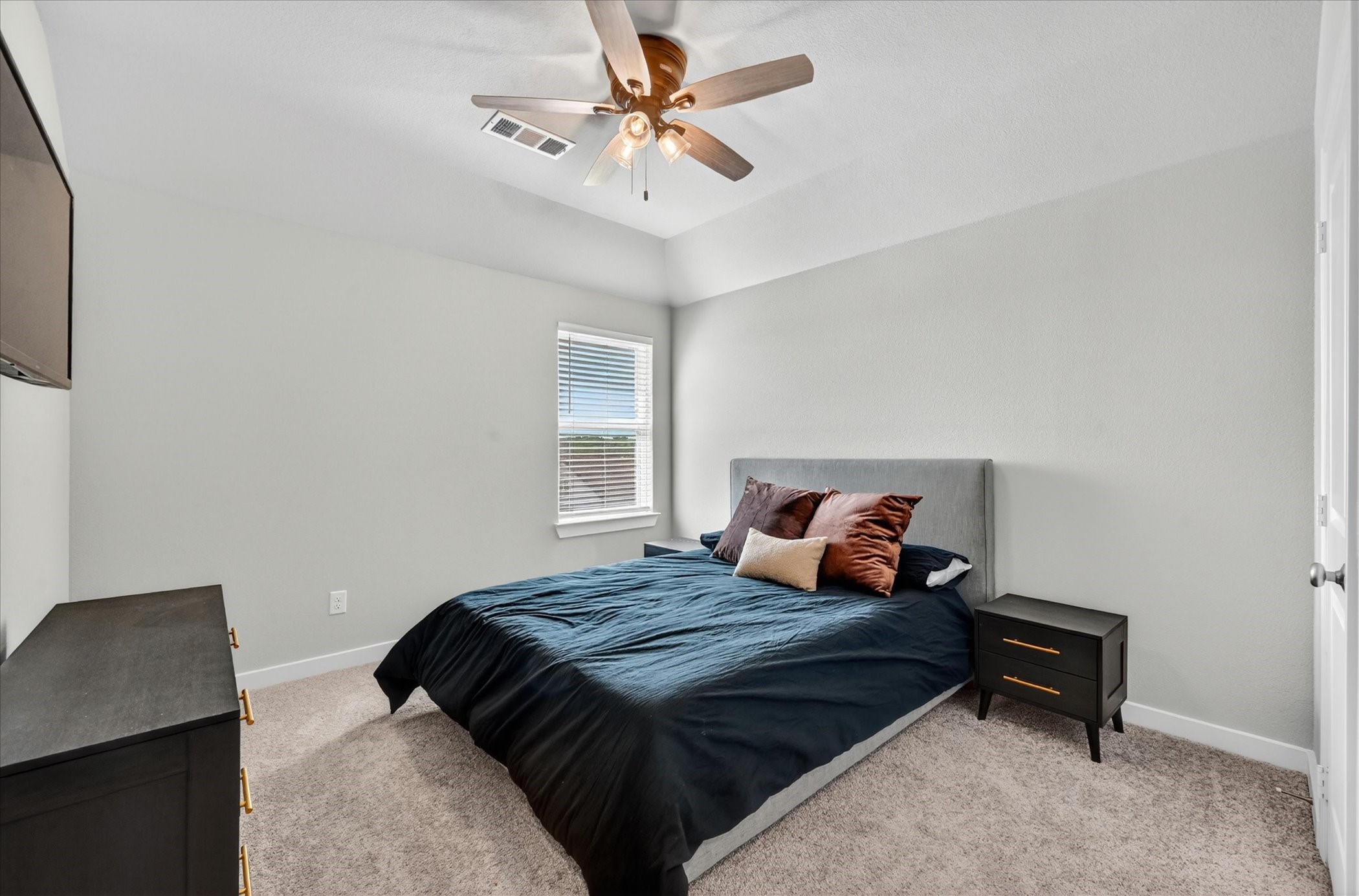 1850 Eagle Landing Van Alstyne TX 75495
