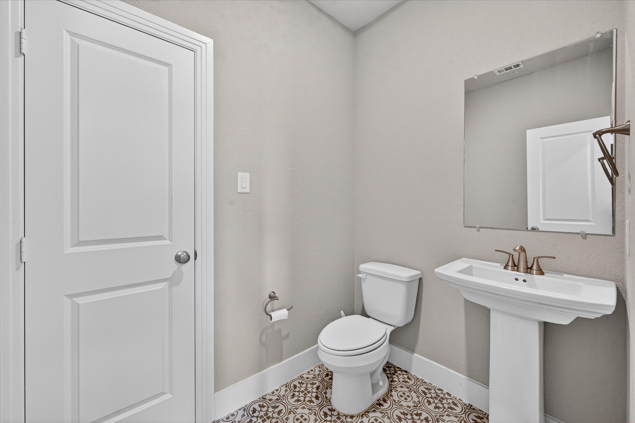 1850 Eagle Landing Van Alstyne TX 75495