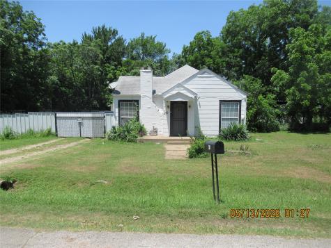 201 E Dallas Street Hutchins TX 75141