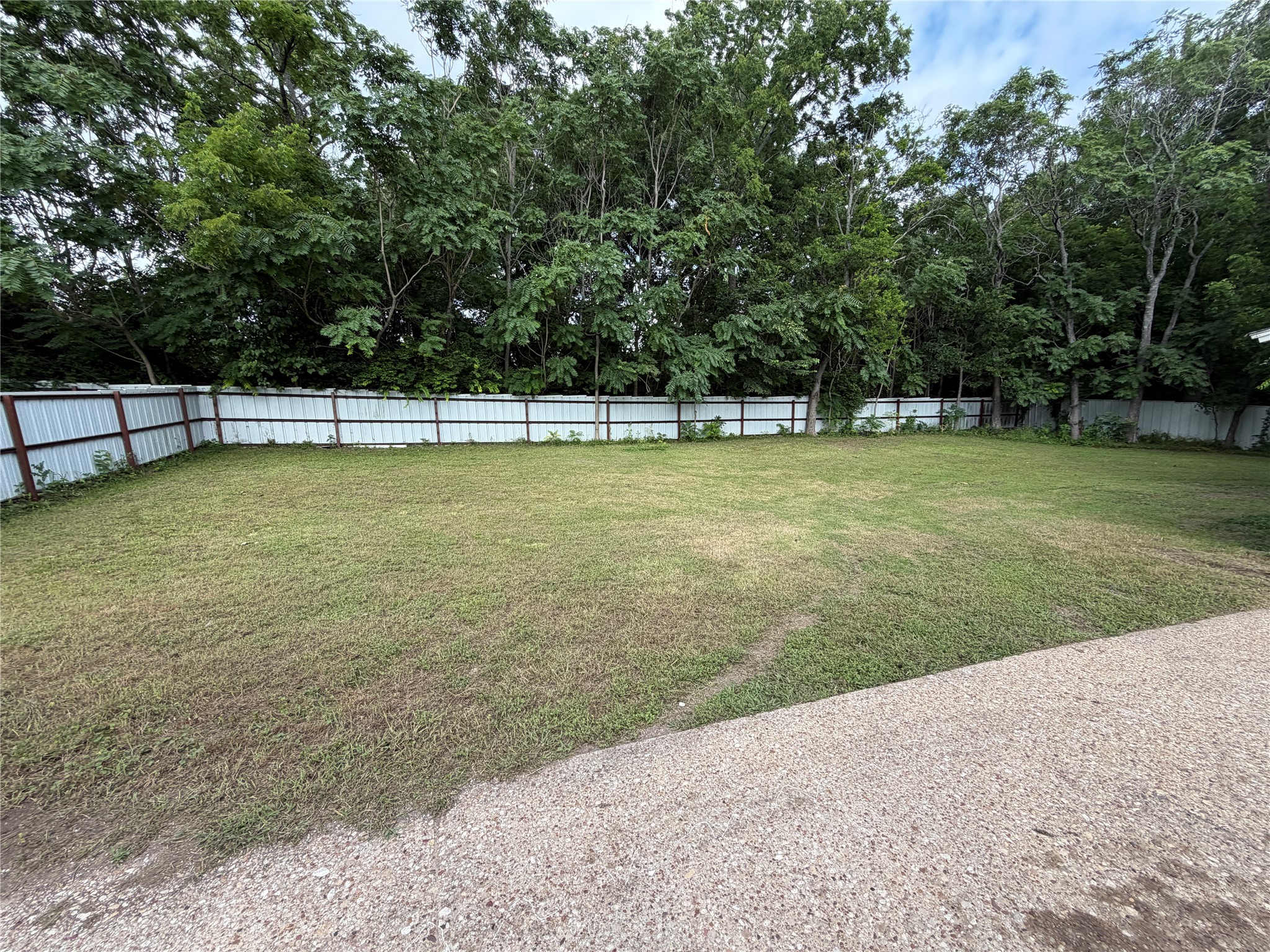 201 E Dallas Street Hutchins TX 75141