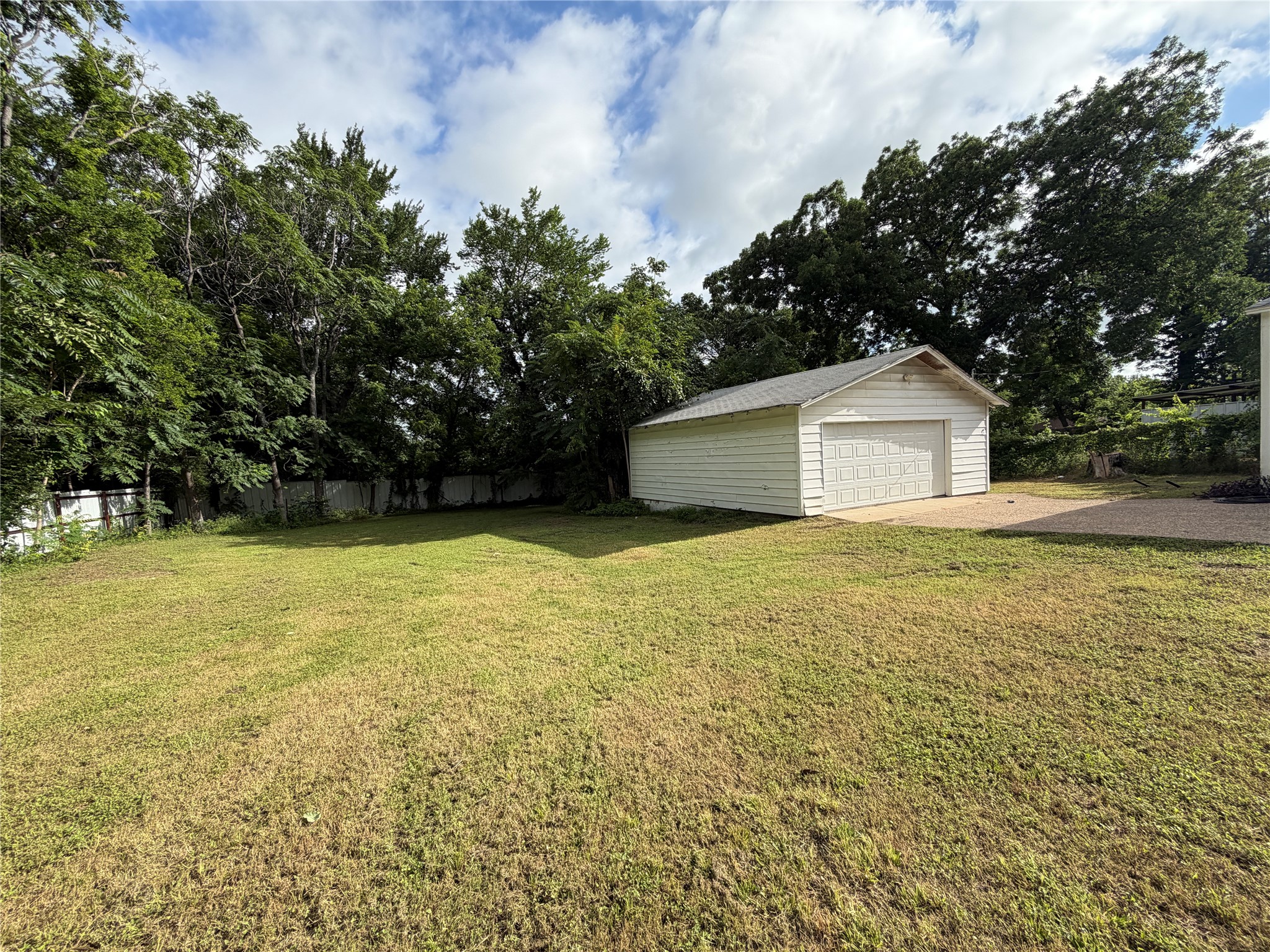 201 E Dallas Street Hutchins TX 75141
