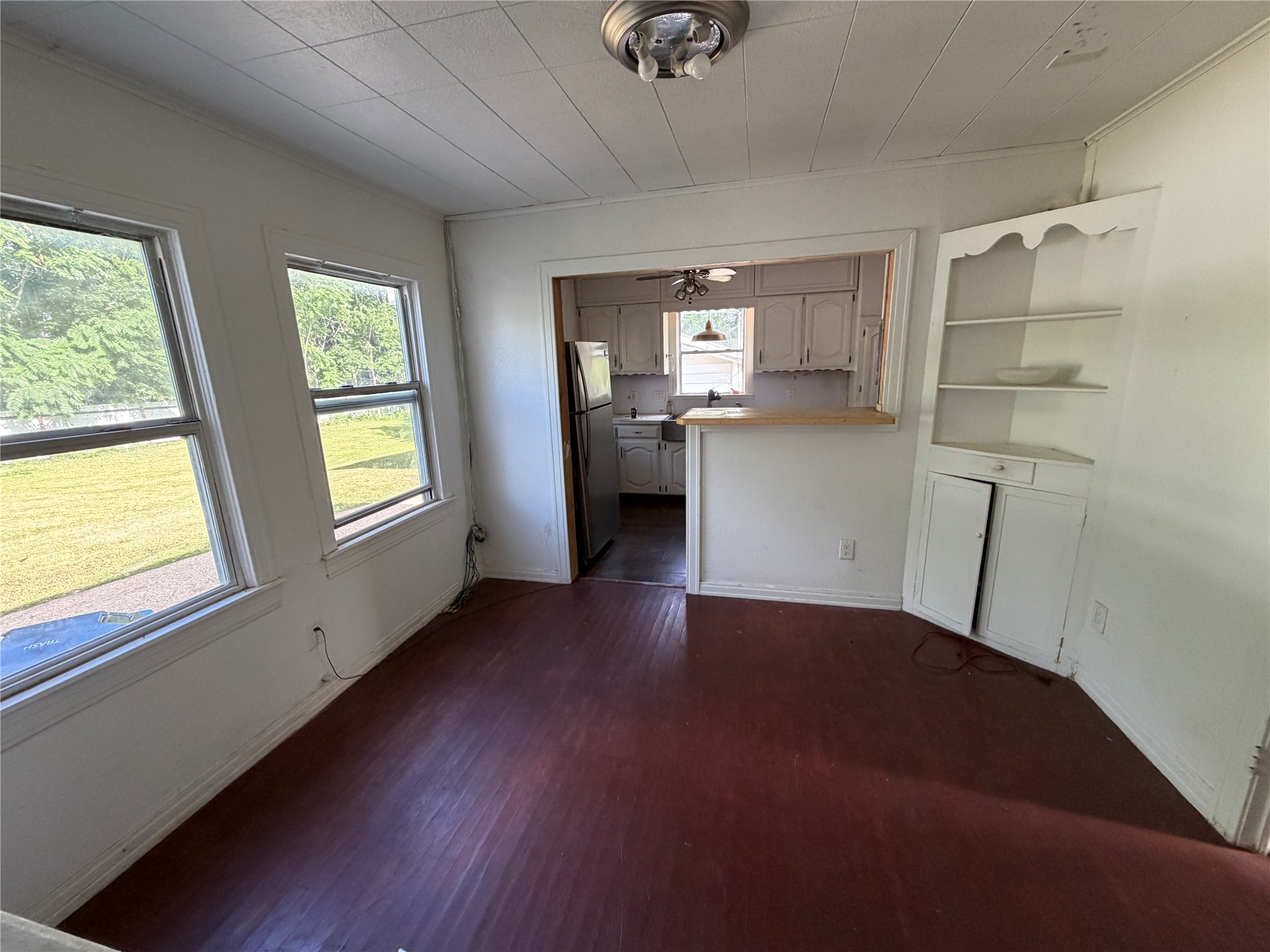 201 E Dallas Street Hutchins TX 75141