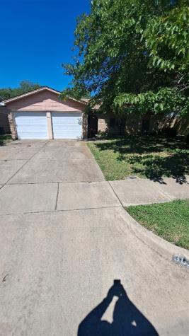 3621 Royal Crest Drive Fort Worth TX 76140