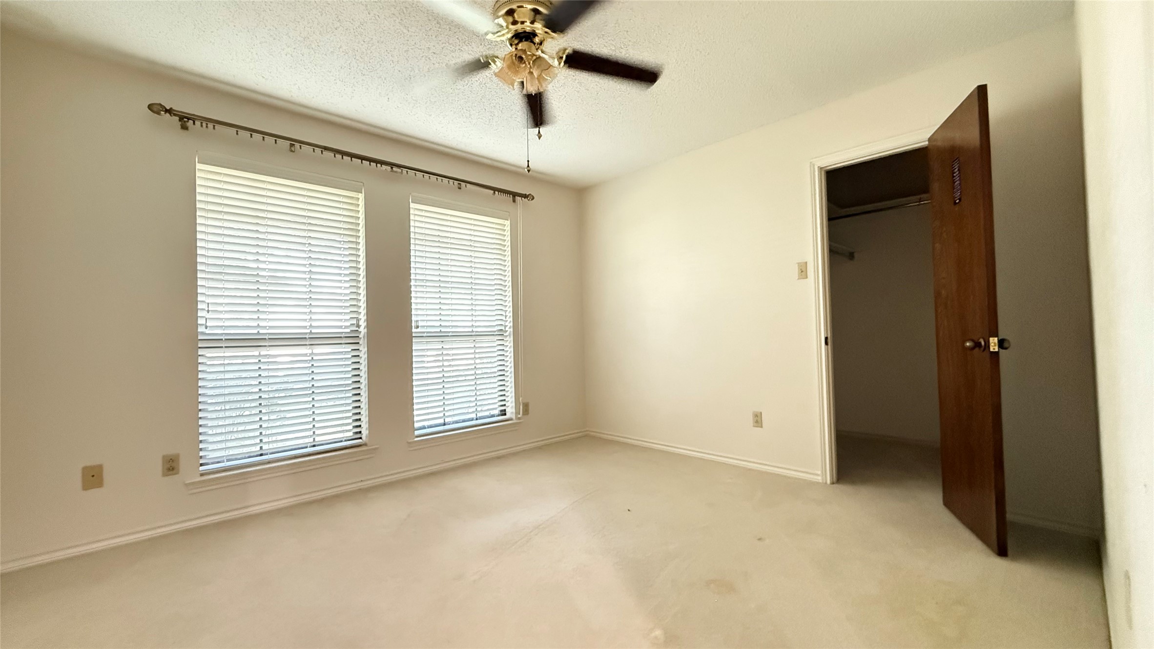 402 Sequoia Drive Garland TX 75041