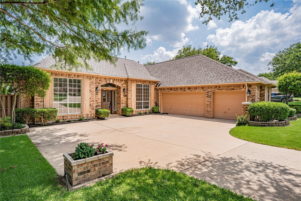 2715 Creek Crossing Drive Mckinney TX 75072