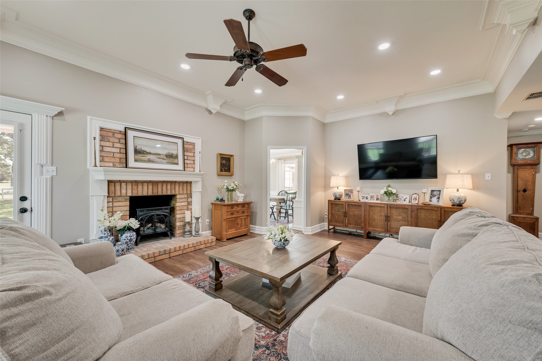130 Vz County Road 3509 Edgewood TX 75117