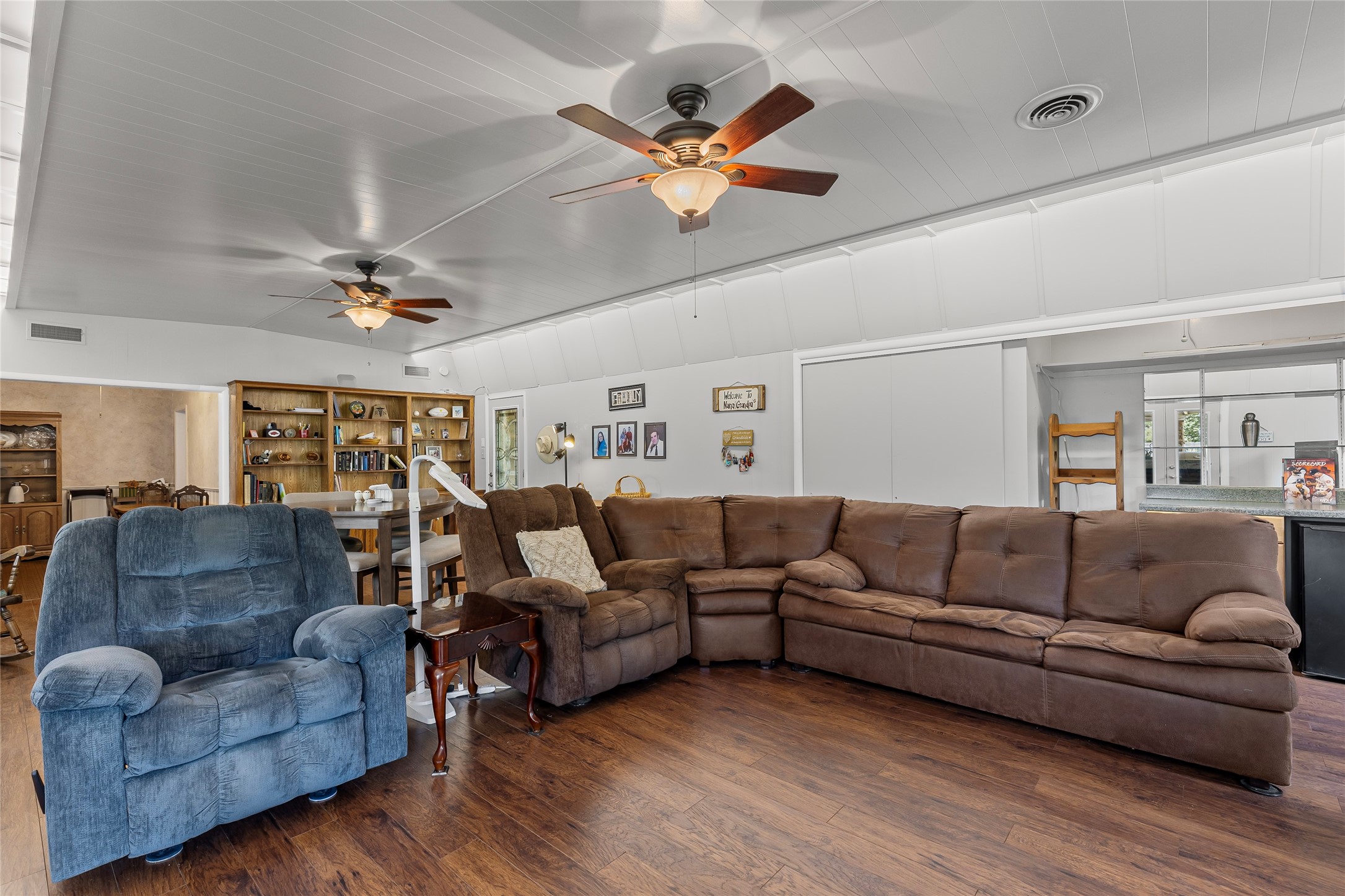 1302 Culver Street Commerce TX 75428