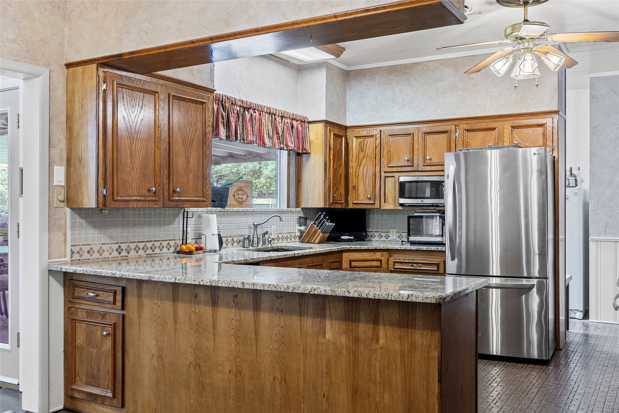 1302 Culver Street Commerce TX 75428