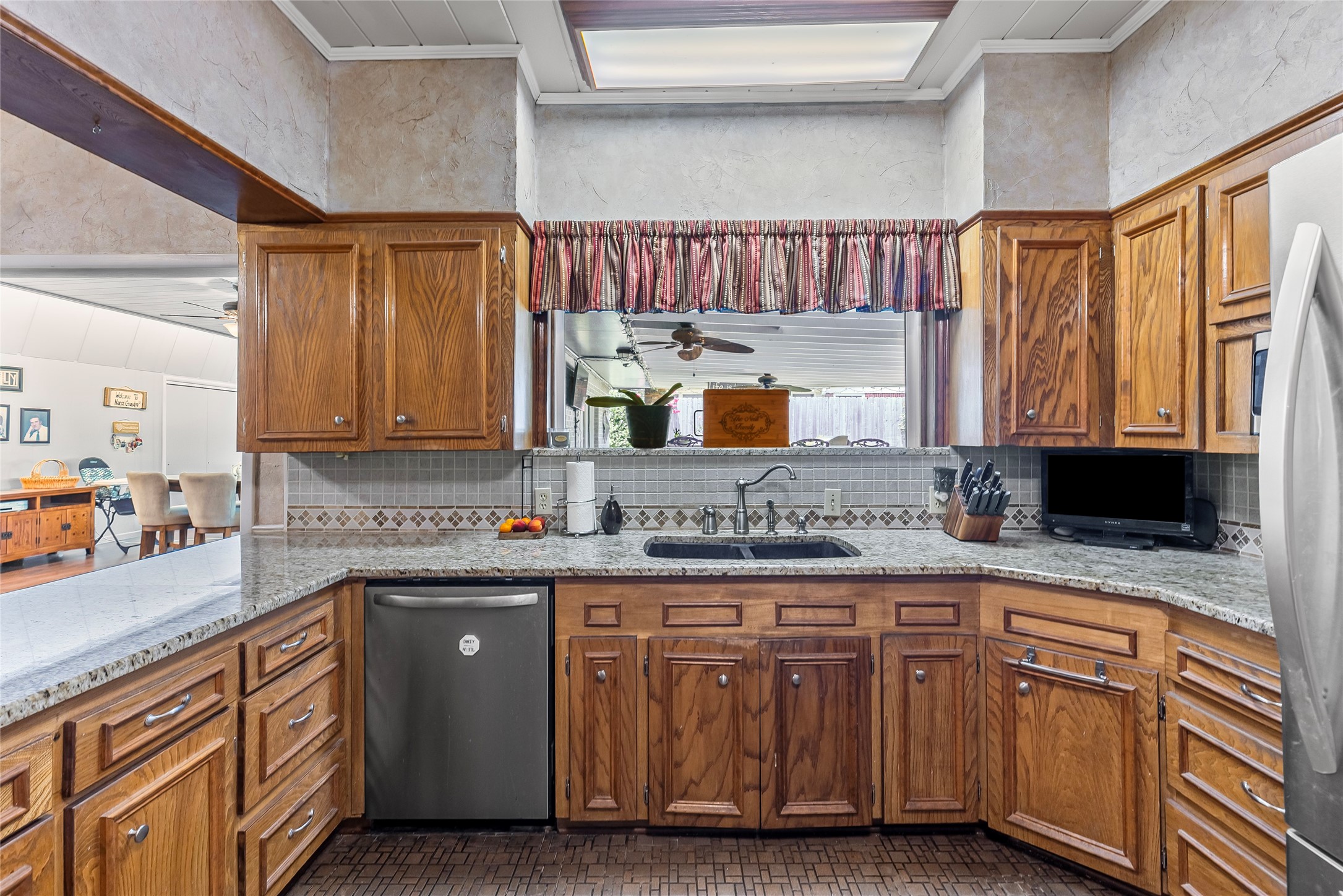 1302 Culver Street Commerce TX 75428