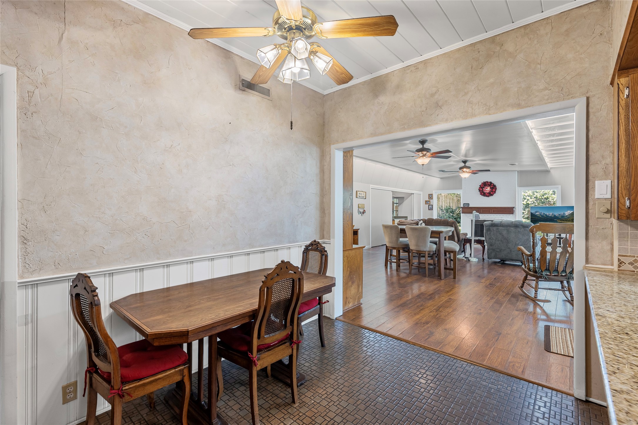 1302 Culver Street Commerce TX 75428
