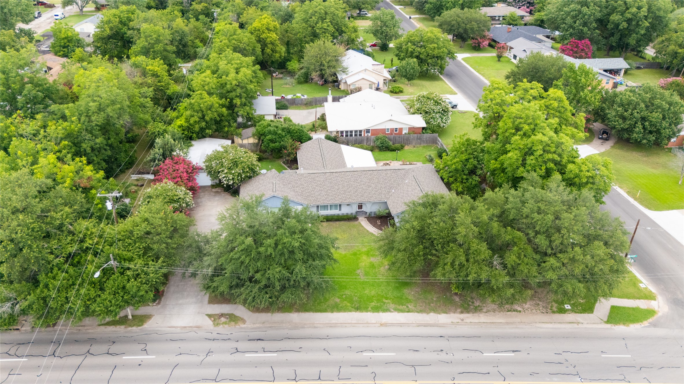 1302 Culver Street Commerce TX 75428