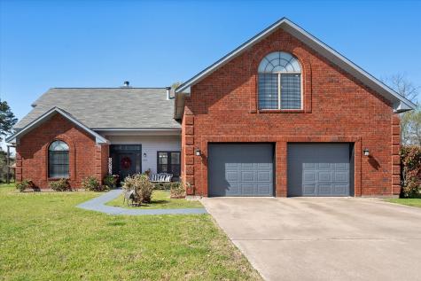802 E Jacinto Street Groesbeck TX 76642