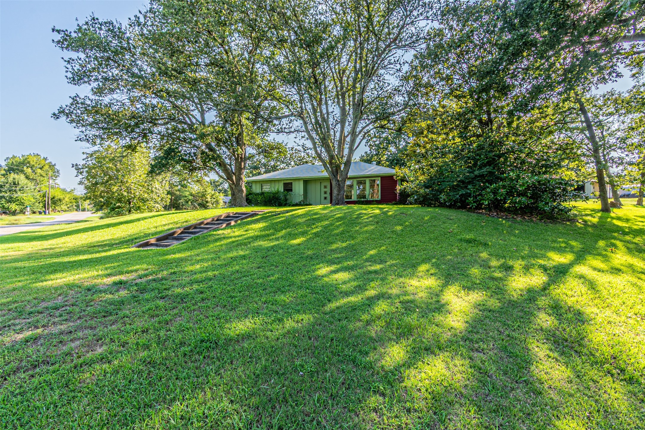 713 N Washington Street Grand Saline TX 75140