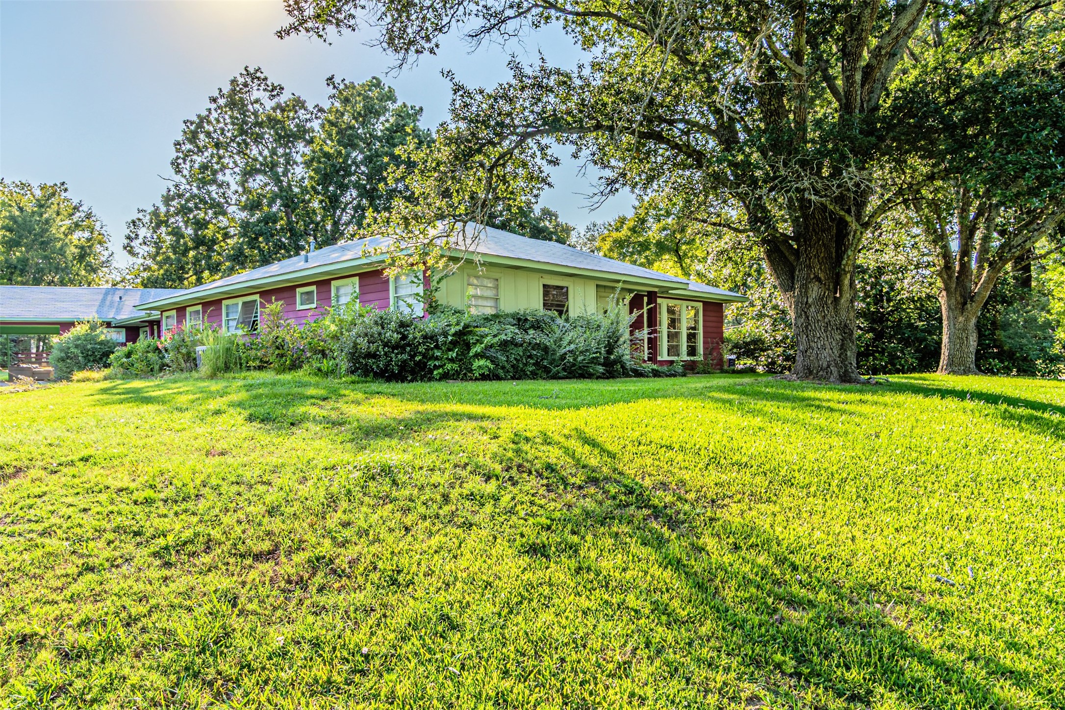 713 N Washington Street Grand Saline TX 75140