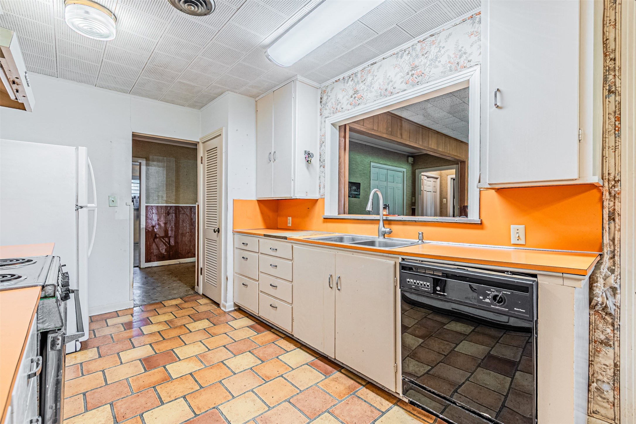 713 N Washington Street Grand Saline TX 75140