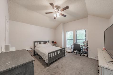 825 Ashmount Lane Arlington TX 76017
