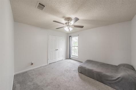 825 Ashmount Lane Arlington TX 76017