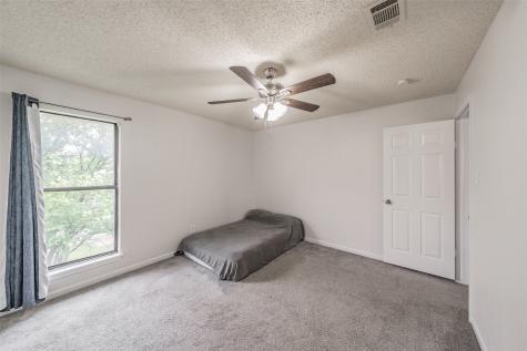 825 Ashmount Lane Arlington TX 76017