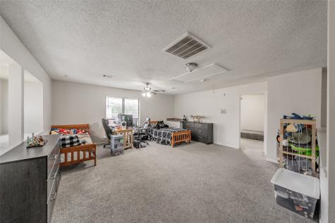 825 Ashmount Lane Arlington TX 76017