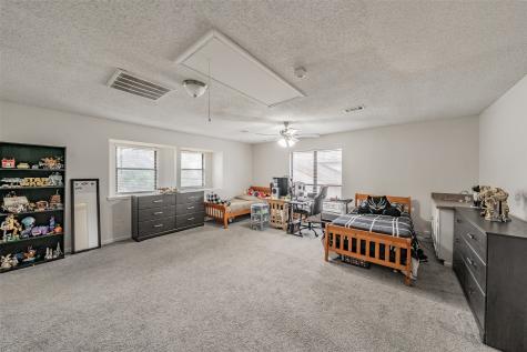 825 Ashmount Lane Arlington TX 76017