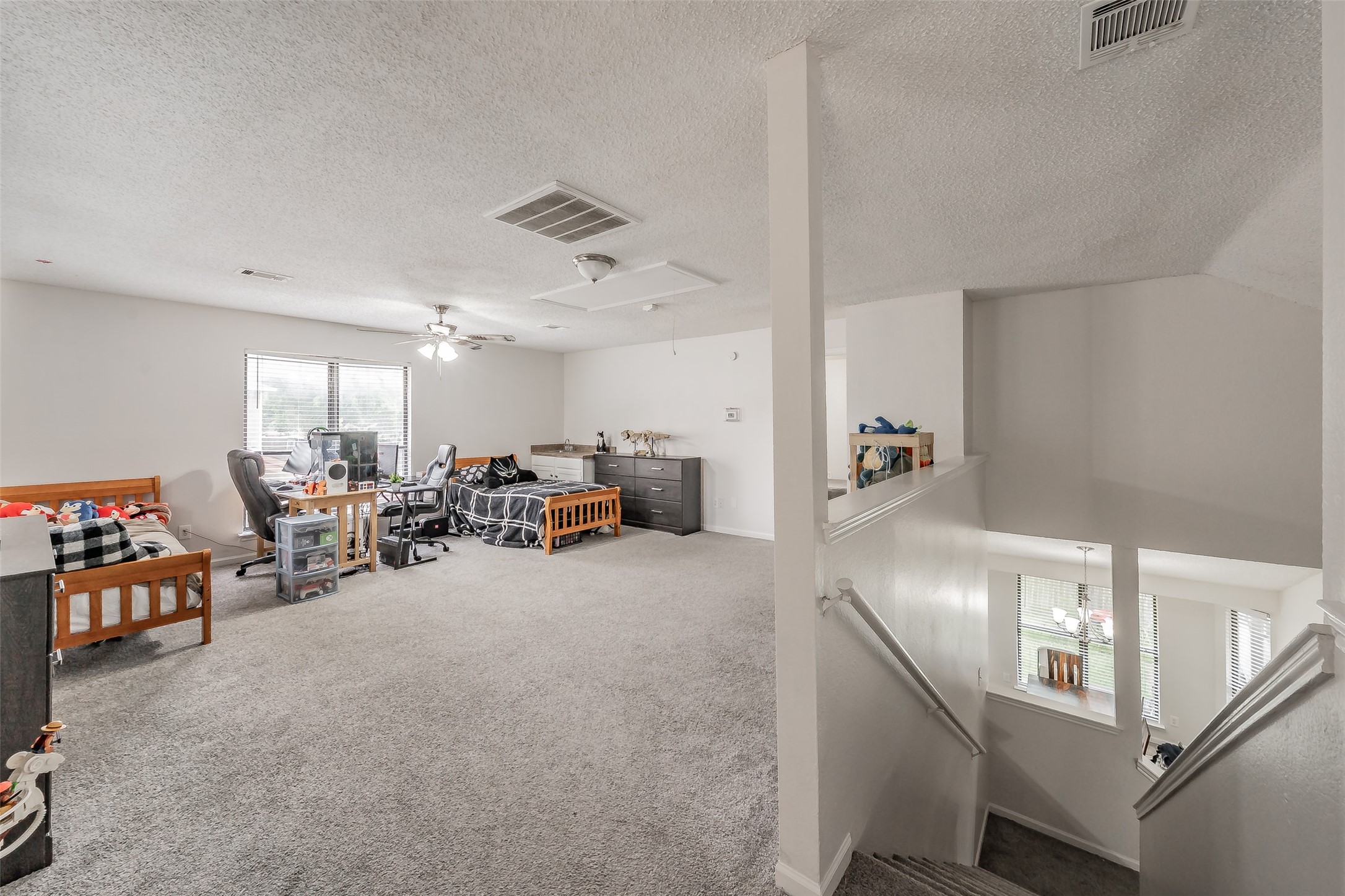 825 Ashmount Lane Arlington TX 76017