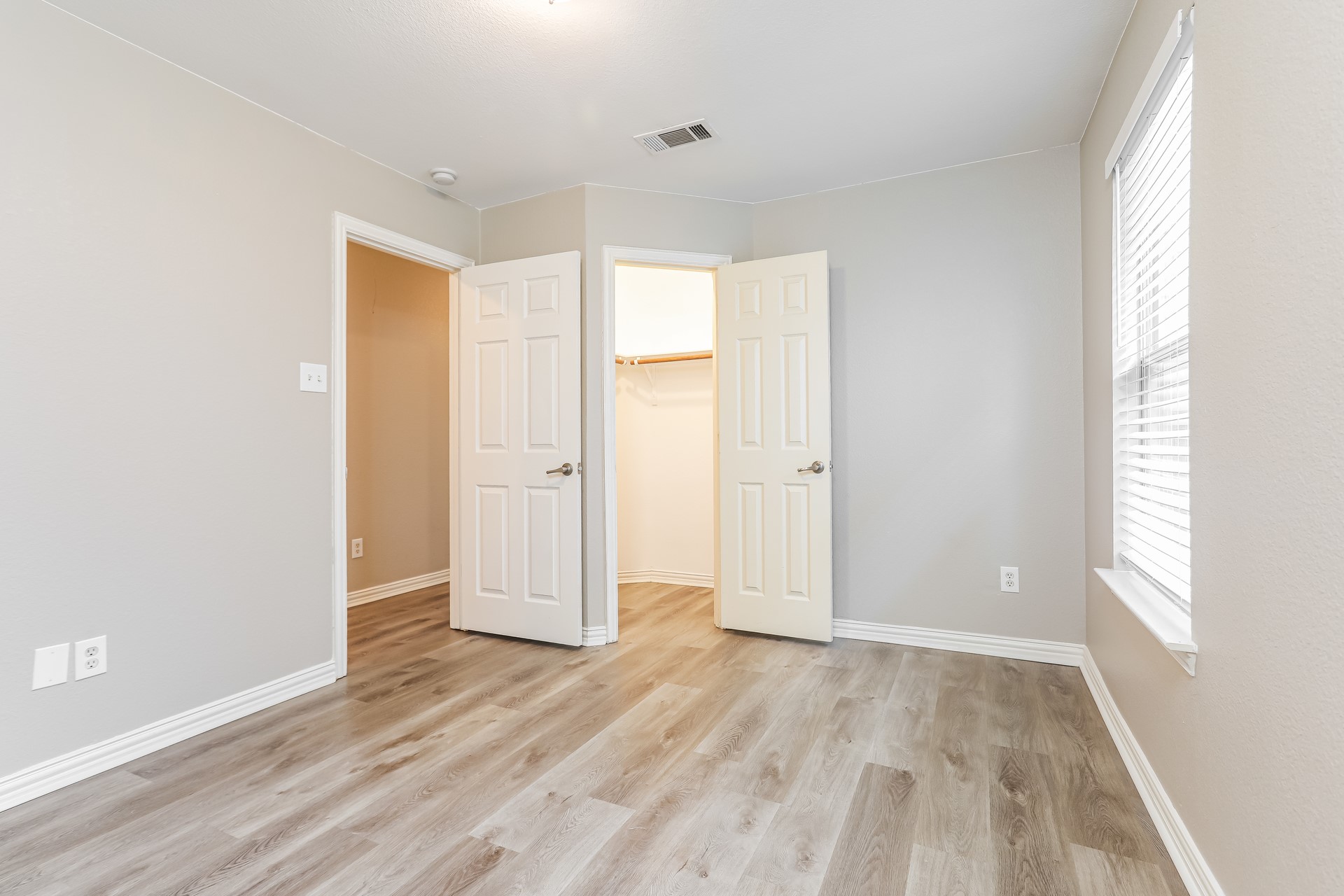 2240 Sparrow Hawk Court Grand Prairie TX 75052