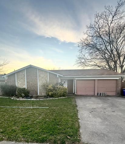 7533 Meadowlark Lane N Watauga TX 76148