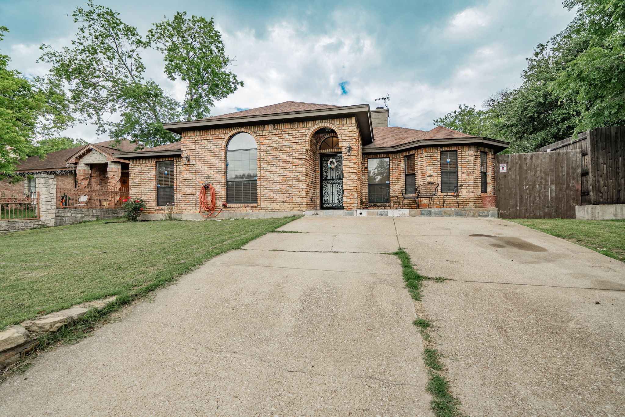 1709 Avenue F Grand Prairie TX 75051