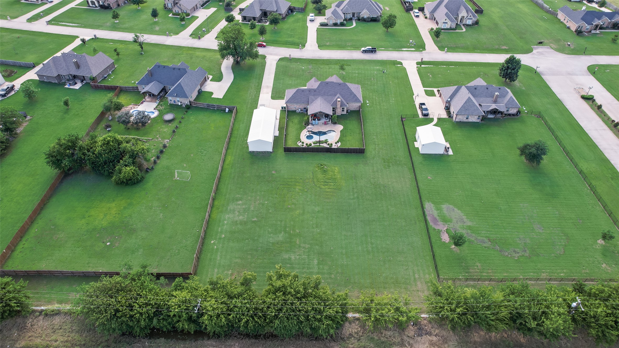 1132 Chartres Street Oak Ridge TX 75142