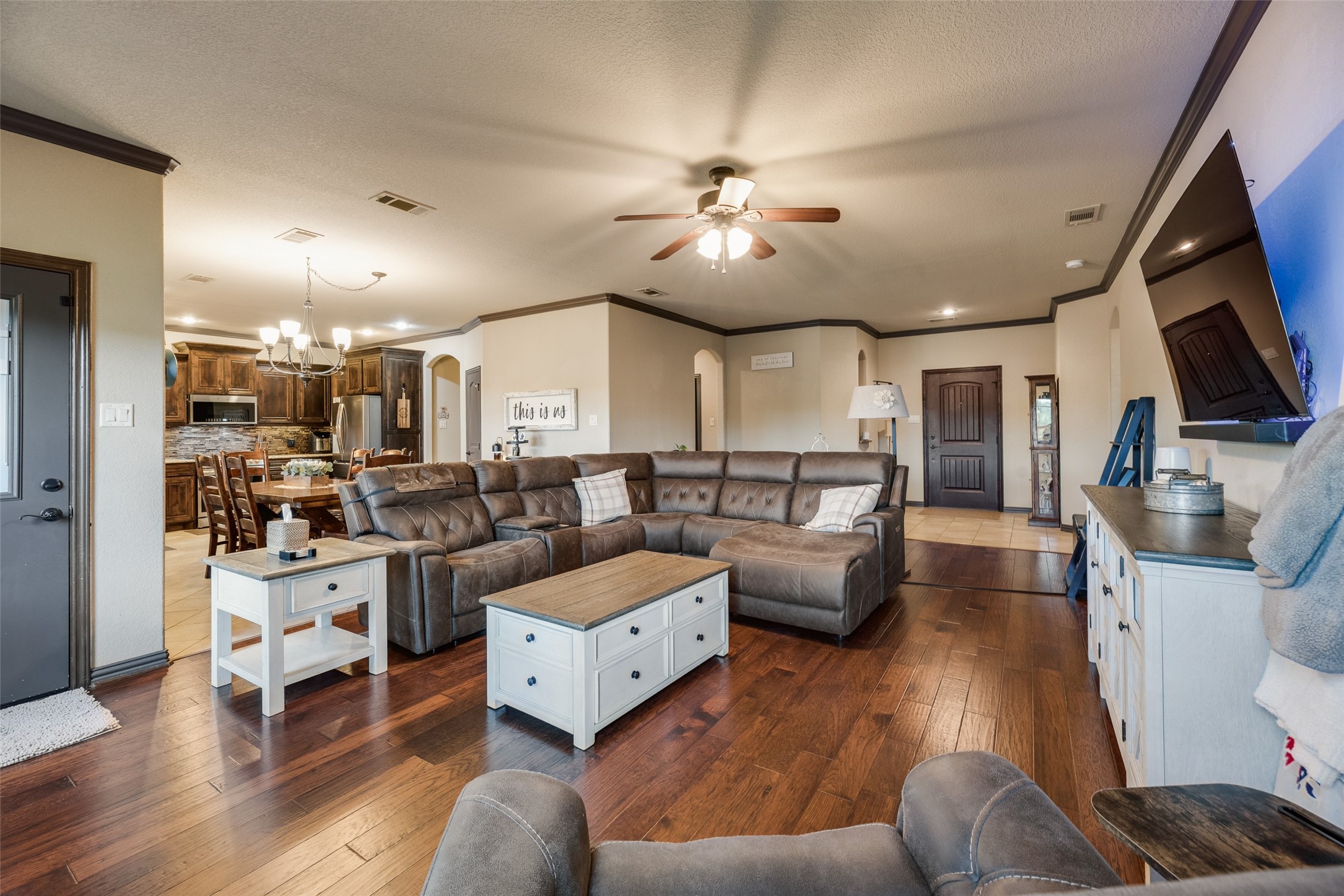 1132 Chartres Street Oak Ridge TX 75142