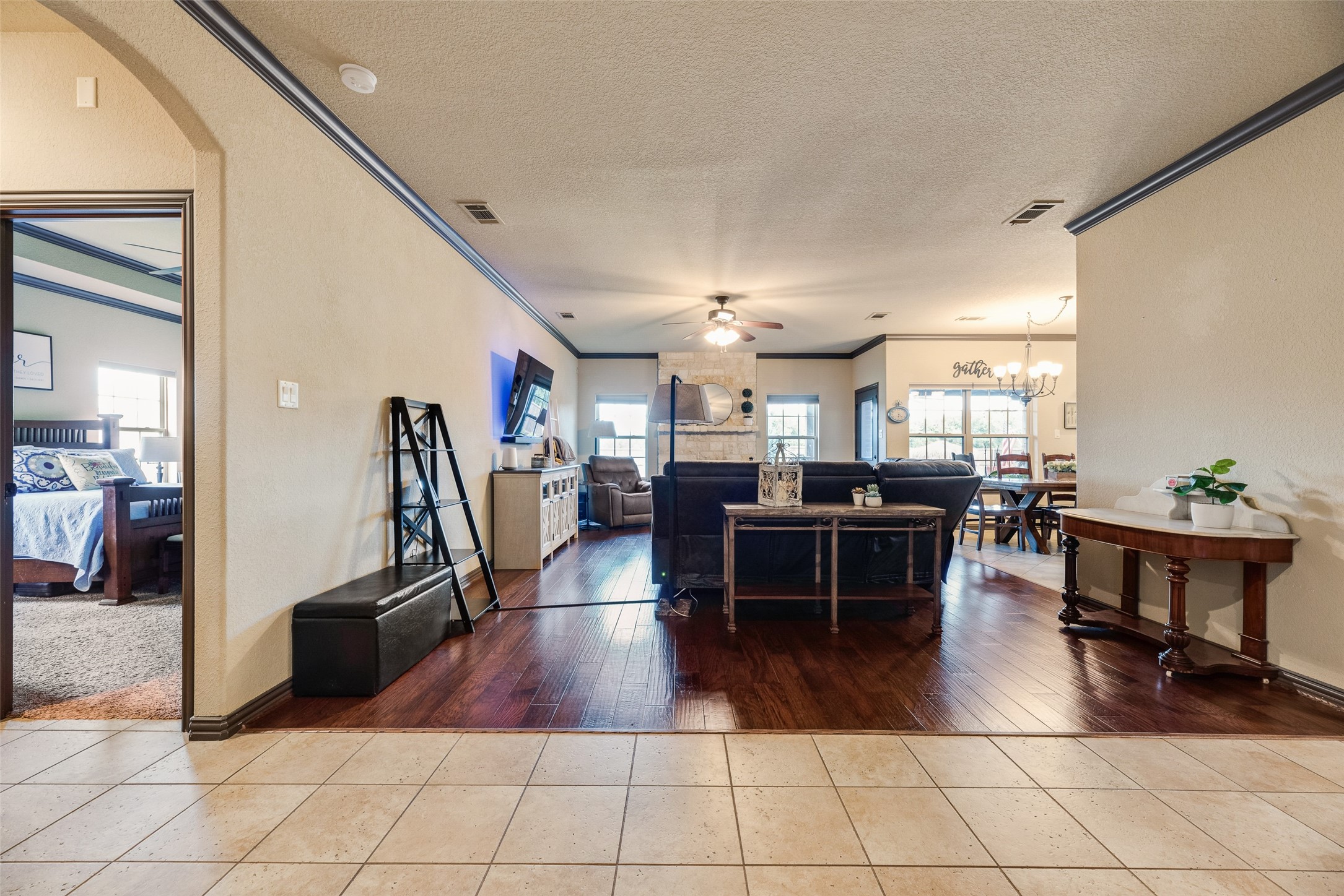 1132 Chartres Street Oak Ridge TX 75142